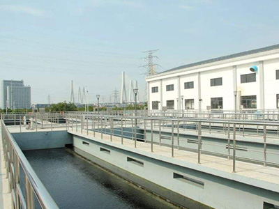 一體化污水處理設(shè)備格柵運行時該如何操作